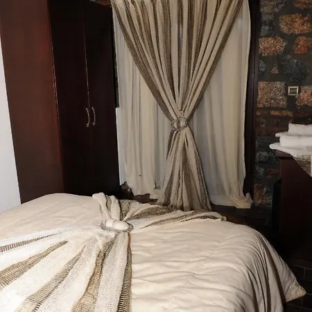 Petrogonima パライオス・アギオス・アタナシオス