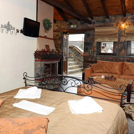 Petrogonima パライオス・アギオス・アタナシオス