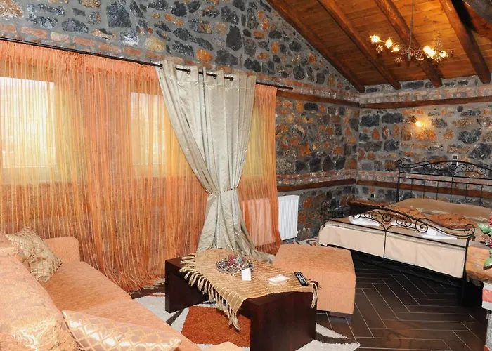 Konukevi Petrogonima Agios Athanasios (Pella)